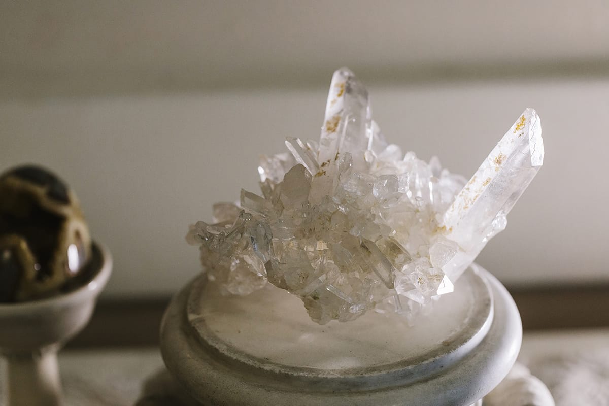 up close image of quartz